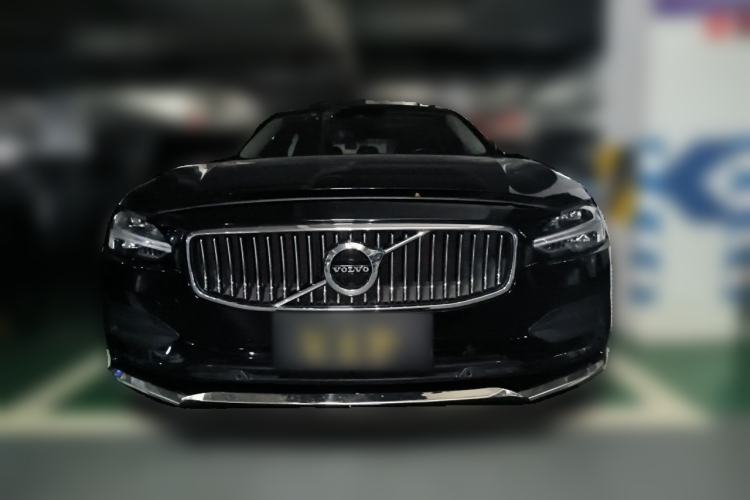Used Volvo S90 2018 T4 Zhiyuan Edition Front