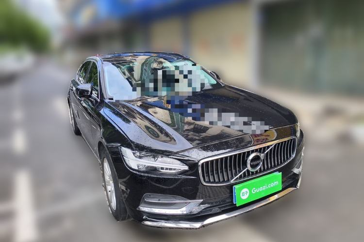Used Volvo S90 2018 T4 Zhiyi Edition Front Right 45 Deg