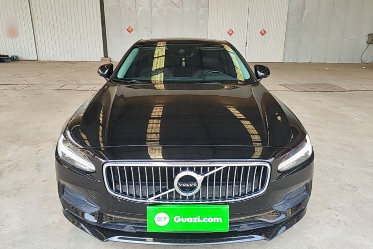 Used Volvo S90 2018 T4 Zhiyuan Edition Front