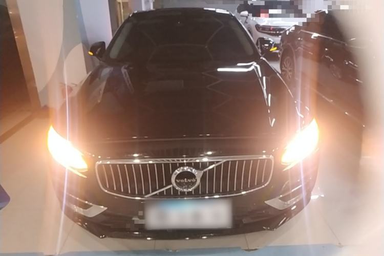 Used Volvo S90 2018 T5 Prestige Edition Front