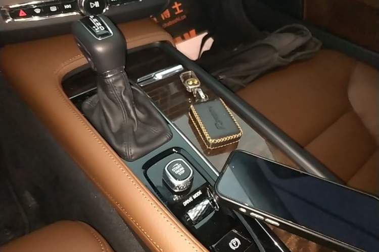 Used Volvo S90 2018 T4 Zhiyuan Edition Gear Lever