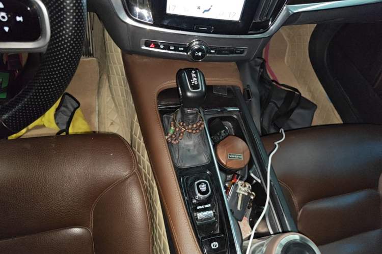 Used Volvo S90 2018 T4 Zhiyuan Edition Gear Lever