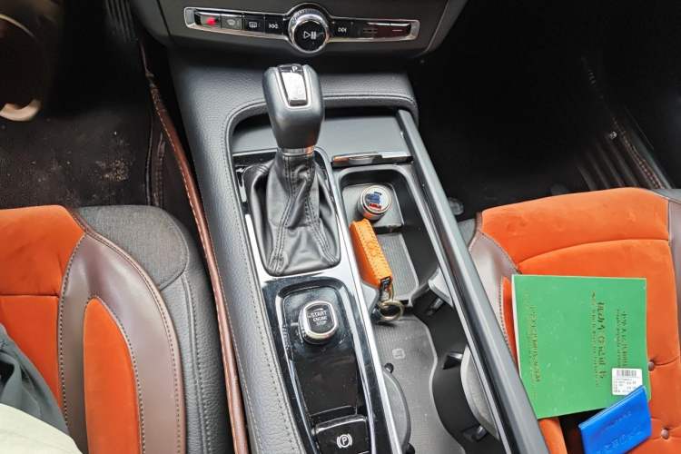 Used Volvo S90 2018 T4 Zhiyi Edition Gear Lever
