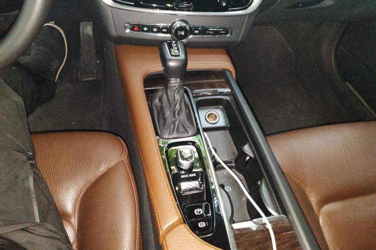 Used Volvo S90 2018 T5 Zhiyuan Edition Gear Lever