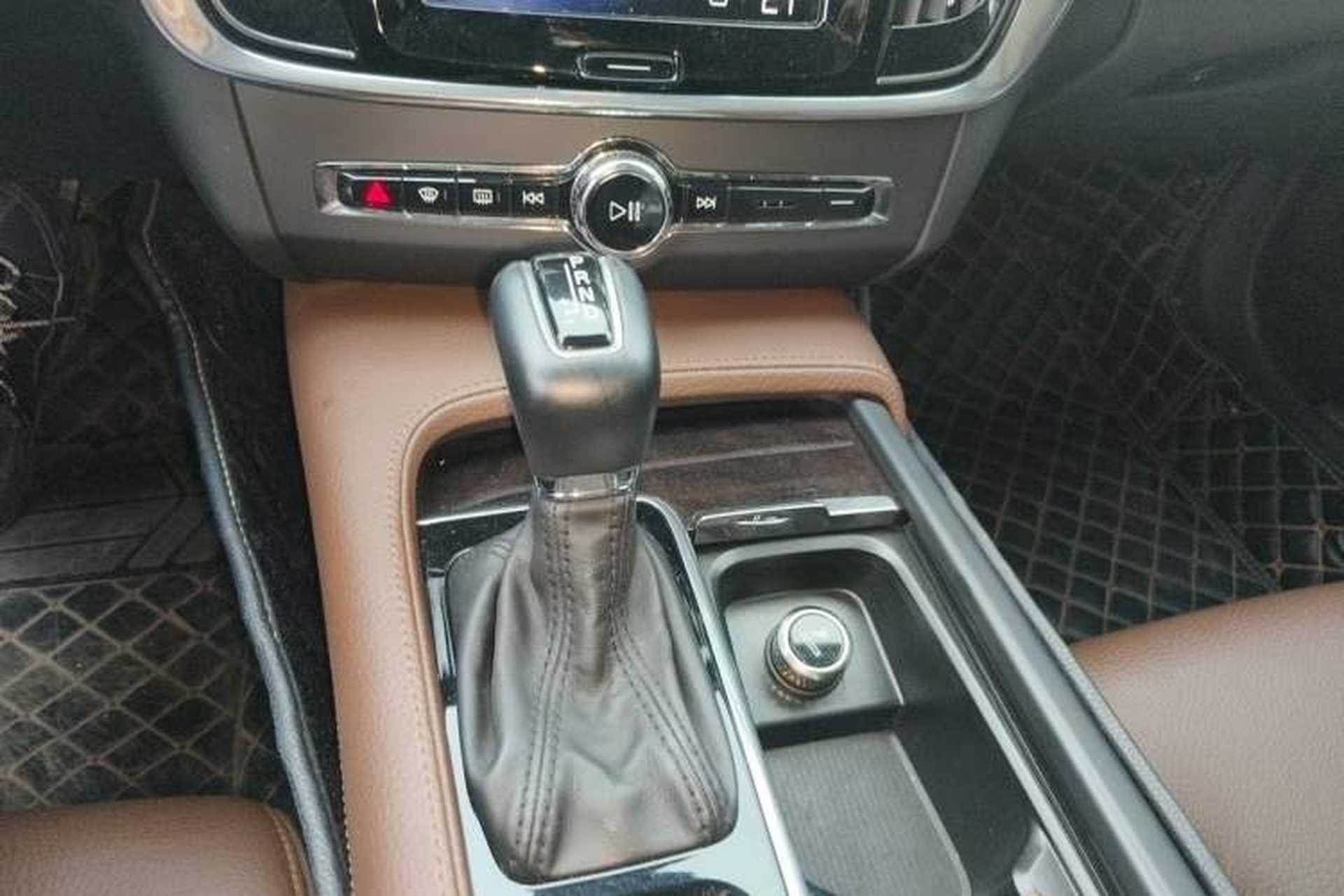 Used Volvo S90 2018 T4 Zhiyuan Edition Gear Lever