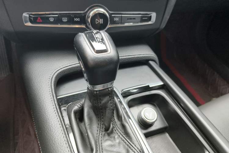 Used Volvo S90 2018 T4 Zhiyi Edition Gear Lever