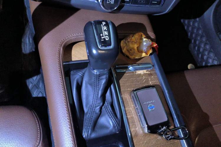 Used Volvo S90 2018 T5 Zhiyuan Edition Gear Lever