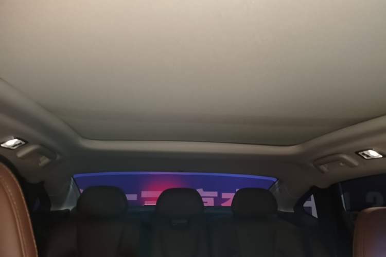 Used Volvo S90 2018 T5 Prestige Edition Headliner