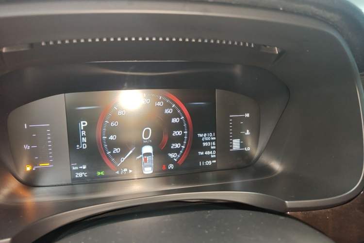 Used Volvo S90 2018 T4 Zhiyuan Edition Instrument Cluster