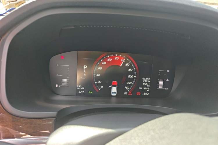 Used Volvo S90 2018 T4 Zhiyuan Edition Instrument Cluster
