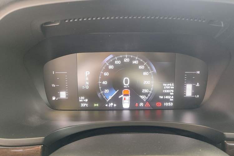 Used Volvo S90 2018 T4 Zhiyuan Edition Instrument Cluster