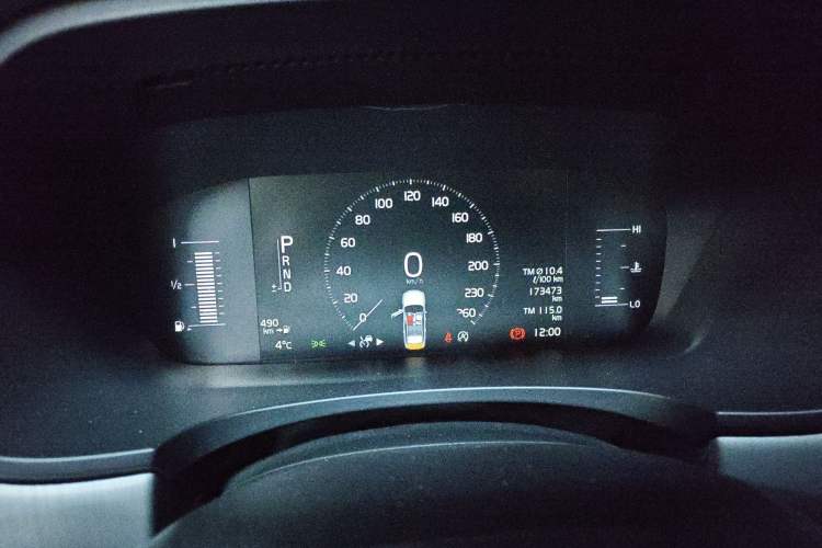 Used Volvo S90 2018 T4 Zhiyi Edition Instrument Cluster