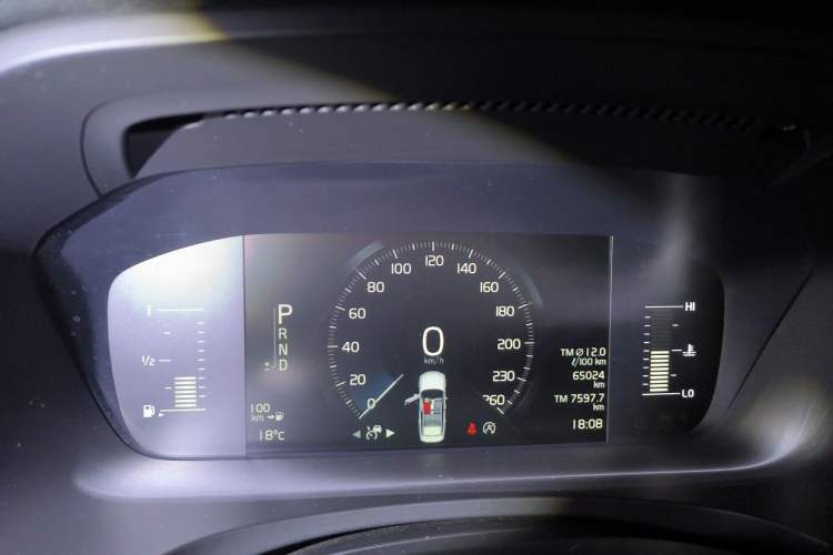 Used Volvo S90 2018 T5 Zhiyuan Edition Instrument Cluster
