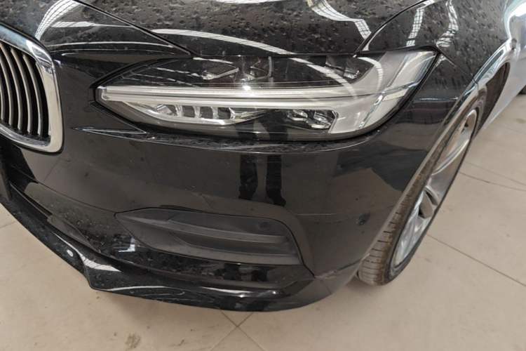 Used Volvo S90 2018 T4 Zhiyuan Edition Left Front Headlight