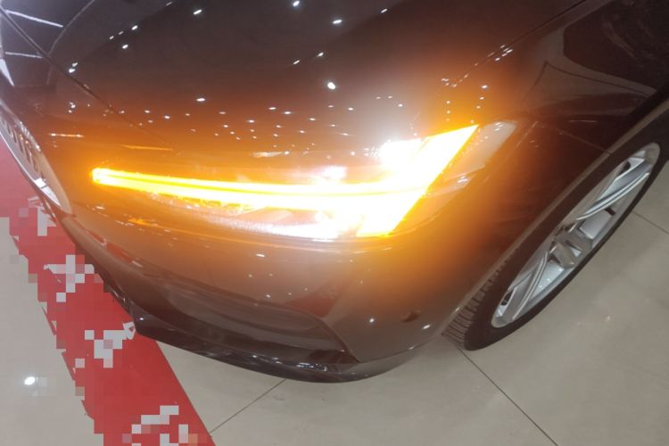 Used Volvo S90 2018 T4 Zhiyuan Edition Left Front Headlight