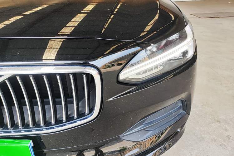 Used Volvo S90 2018 T4 Zhiyuan Edition Left Front Headlight