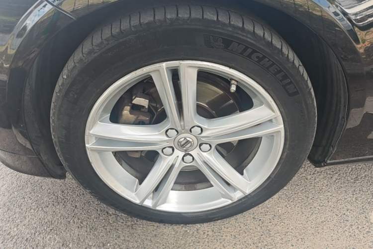 Used Volvo S90 2018 T4 Zhiyuan Edition Left Front Wheel Hub