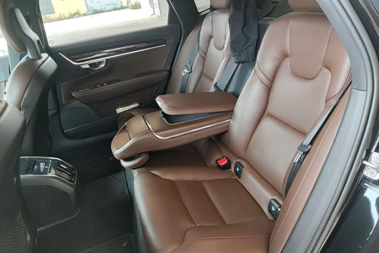 Used Volvo S90 2018 T4 Zhiyuan Edition Left Rear Seat