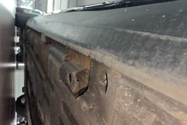 Used Volvo S90 2018 T4 Zhiyuan Edition Left Side Sill