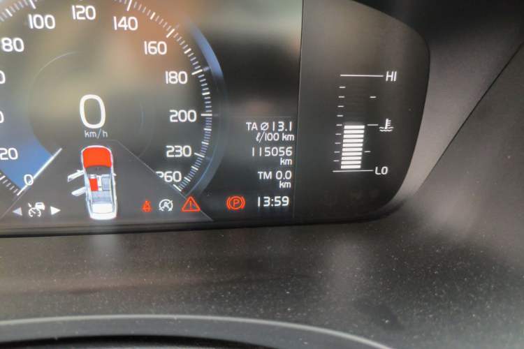 Used Volvo S90 2018 T5 Zhiyuan Edition Odometer Close Up