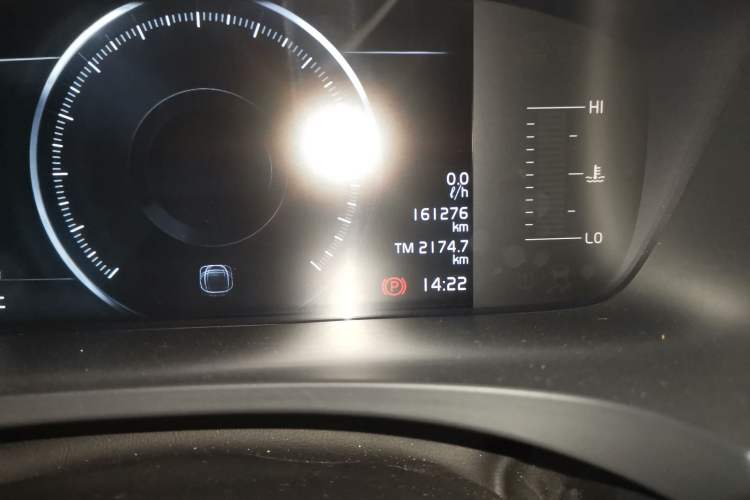 Used Volvo S90 2018 T4 Zhiyuan Edition Odometer Close Up