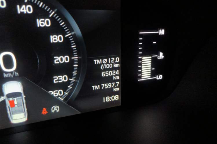 Used Volvo S90 2018 T5 Zhiyuan Edition Odometer Close Up