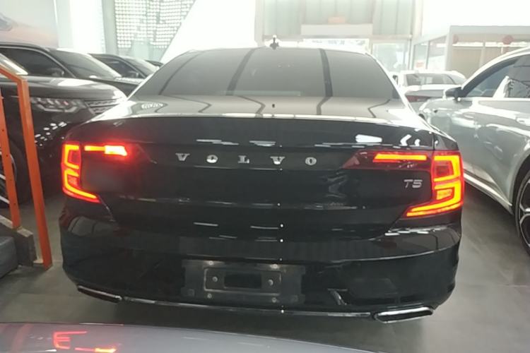 Used Volvo S90 2018 T4 Zhiyuan Edition Rear