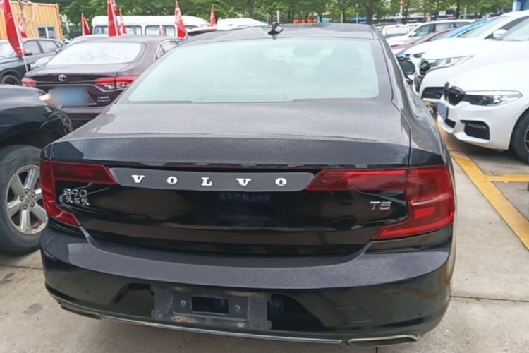 Used Volvo S90 2018 T4 Zhiyuan Edition Rear