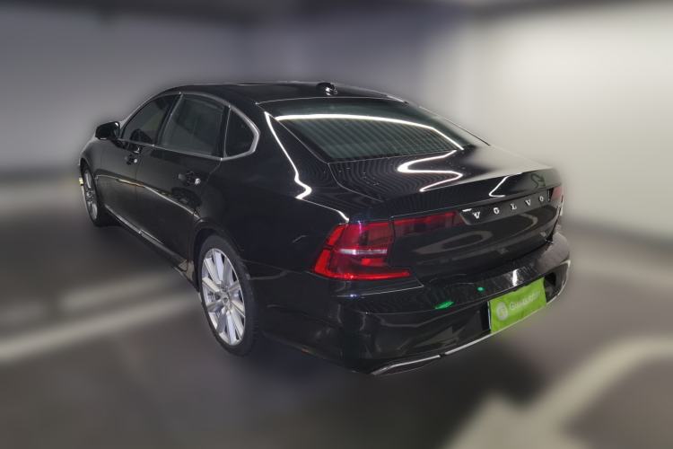 Used Volvo S90 2018 T5 Prestige Edition Rear Left 45 Deg