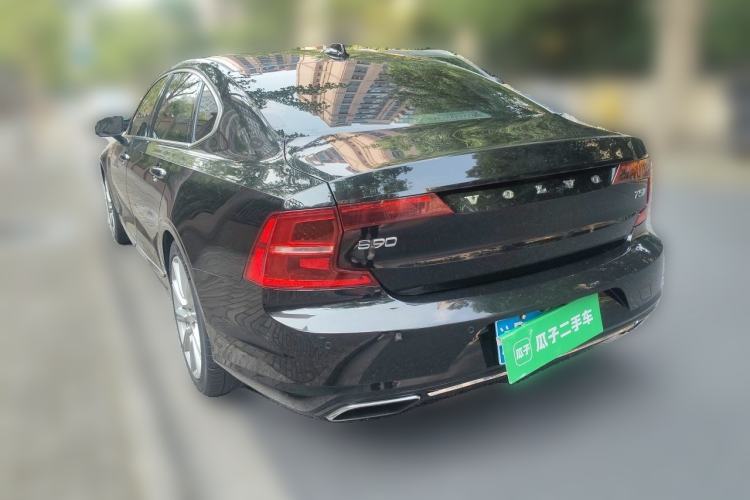 Used Volvo S90 2018 T5 Zhiya Edition Rear Left 45 Deg