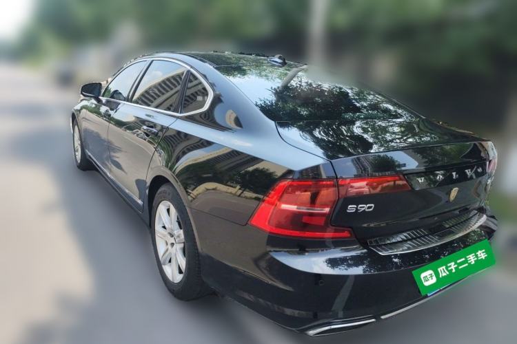 Used Volvo S90 2018 T4 Zhiyi Edition Rear Left 45 Deg