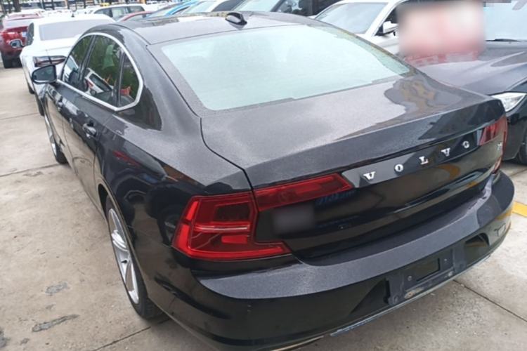 Used Volvo S90 2018 T4 Zhiyuan Edition Rear Left 45 Deg