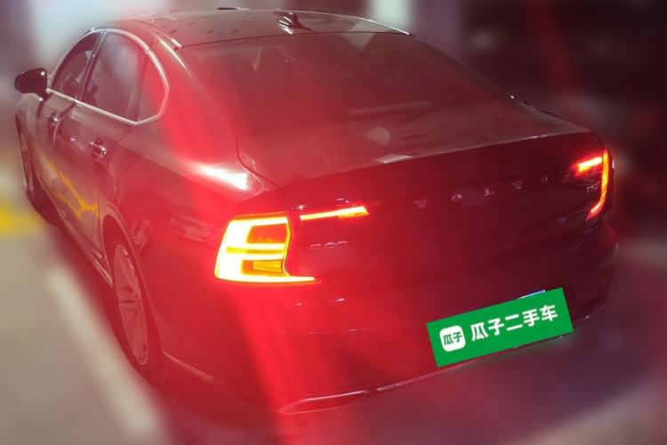 Used Volvo S90 2018 T5 Zhiyuan Edition Rear Left 45 Deg