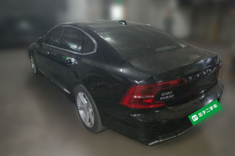 Used Volvo S90 2018 T4 Zhiyi Edition Rear Left 45 Deg