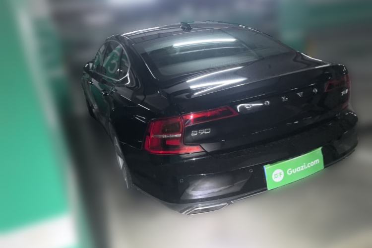 Used Volvo S90 2018 T4 Zhiyuan Edition Rear Left 45 Deg