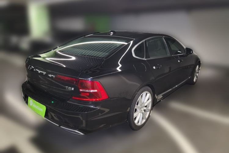 Used Volvo S90 2018 T5 Prestige Edition Rear Right 45 Deg
