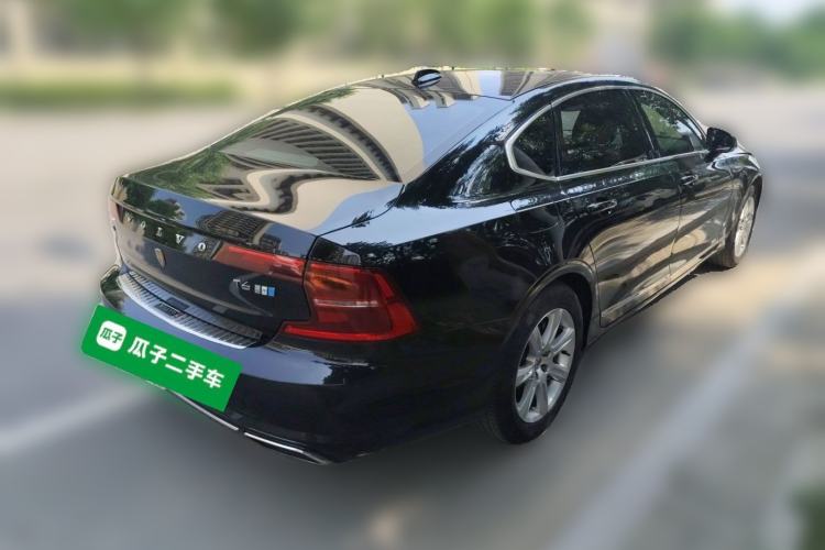Used Volvo S90 2018 T4 Zhiyi Edition Rear Right 45 Deg