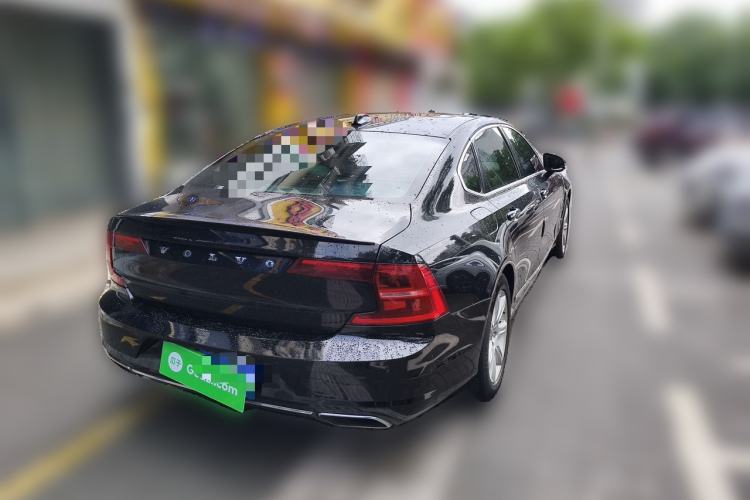 Used Volvo S90 2018 T4 Zhiyi Edition Rear Right 45 Deg