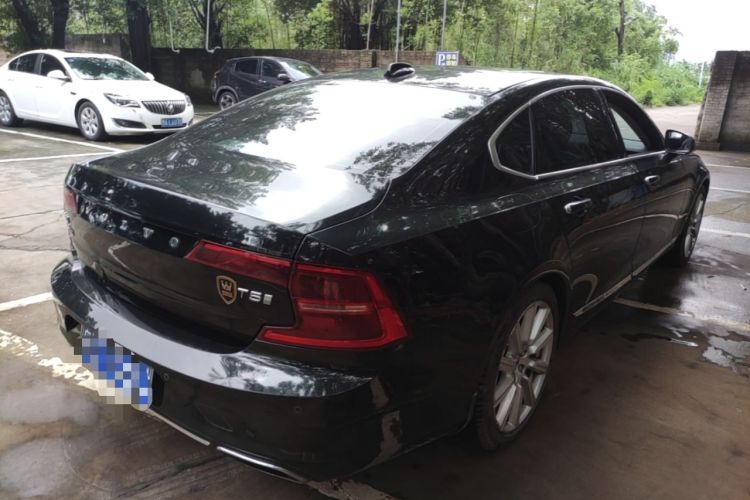 Used Volvo S90 2018 T5 Zhiya Edition Rear Right 45 Deg