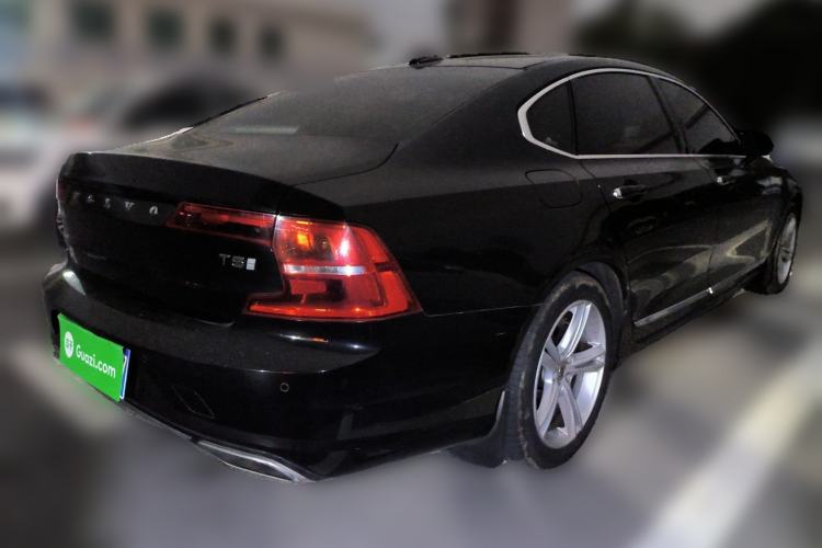 Used Volvo S90 2018 T5 Zhiyuan Edition Rear Right 45 Deg