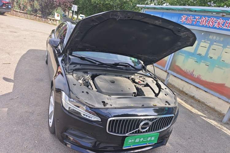 Used Volvo S90 2018 T4 Zhiyuan Edition Right Front Headlight