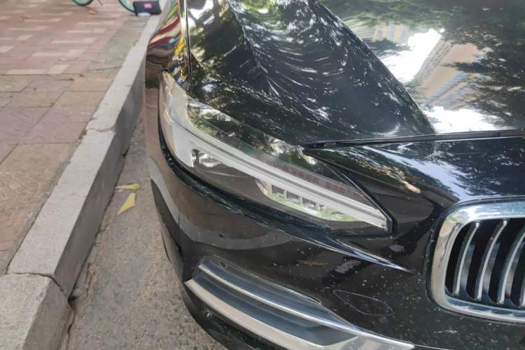 Used Volvo S90 2018 T4 Zhiyuan Edition Right Front Headlight