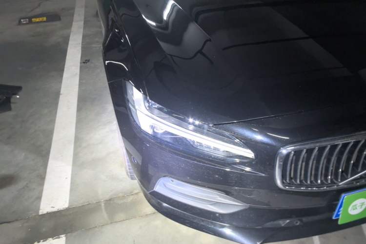 Used Volvo S90 2018 T4 Zhiyuan Edition Right Front Headlight