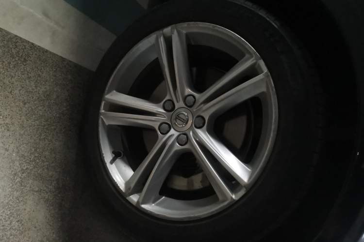 Used Volvo S90 2018 T4 Zhiyuan Edition Right Front Wheel Hub