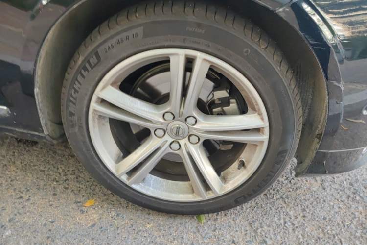Used Volvo S90 2018 T4 Zhiyuan Edition Right Front Wheel Hub