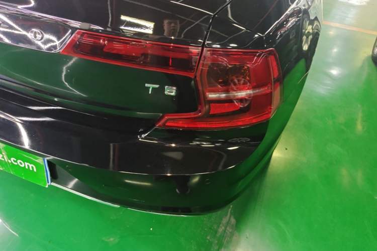 Used Volvo S90 2018 T4 Zhiyuan Edition Right Rear Taillight