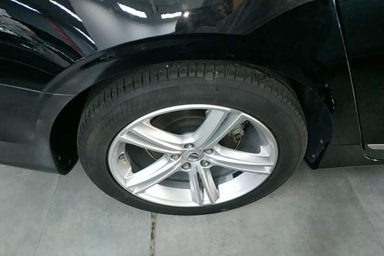 Used Volvo S90 2018 T4 Zhiyuan Edition Right Rear Wheel Hub