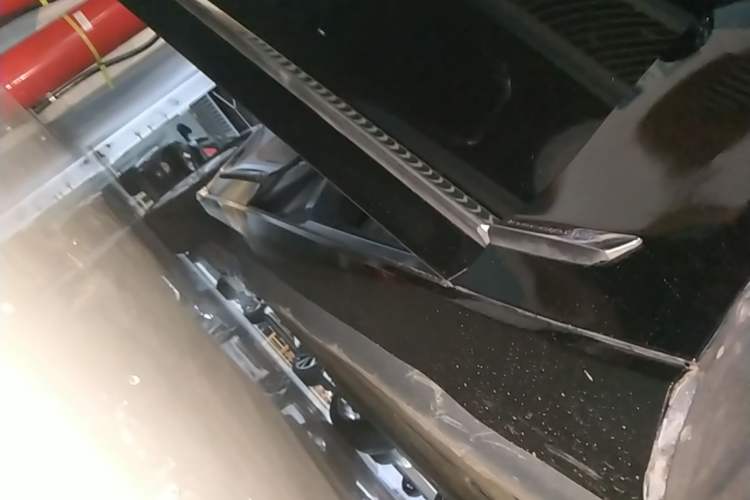 Used Volvo S90 2018 T5 Prestige Edition Right Side Sill