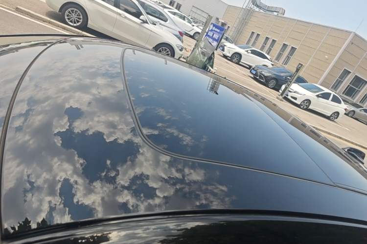 Used Volvo S90 2018 T4 Zhiyuan Edition Roof