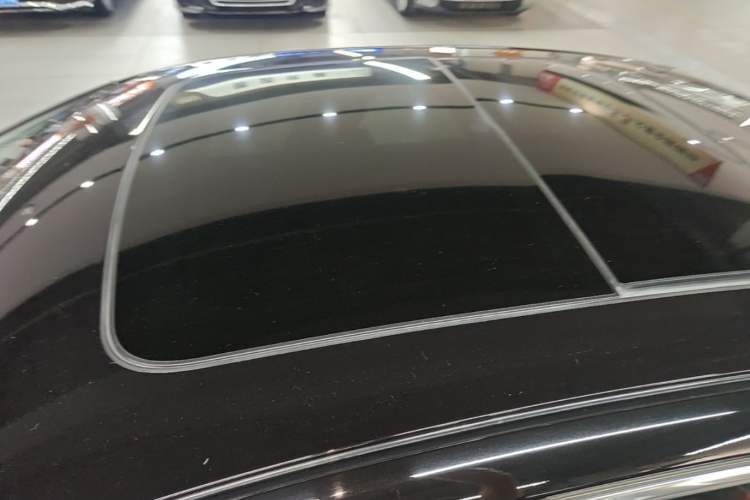 Used Volvo S90 2018 T4 Zhiyuan Edition Roof